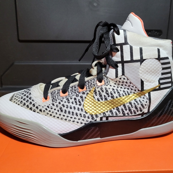 Nike Kobe 9 Elite Gold Fundamentals Size 6.5 Youth - Picture 5 of 16